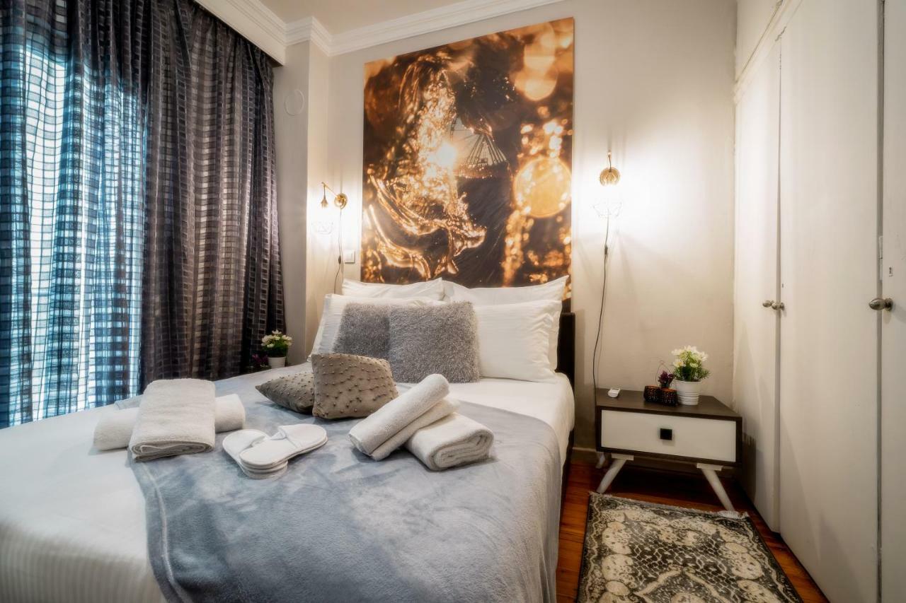 Deluxe Apt. *